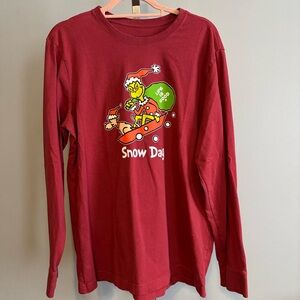 Life Is Good “Snow Day”Grinch Size Large EUC. Unisex Long Sleeve T Shirt